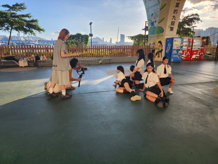 攝影師以穩定器實拍